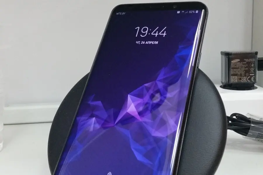 Samsung Galaxy S9, arriva la patch di aprile