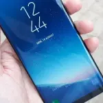 Samsung Galaxy S30 avrà self-camera in basso?