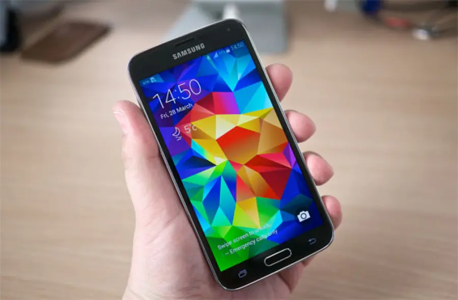 Samsung Galaxy S5 si aggiorna anche in Italia