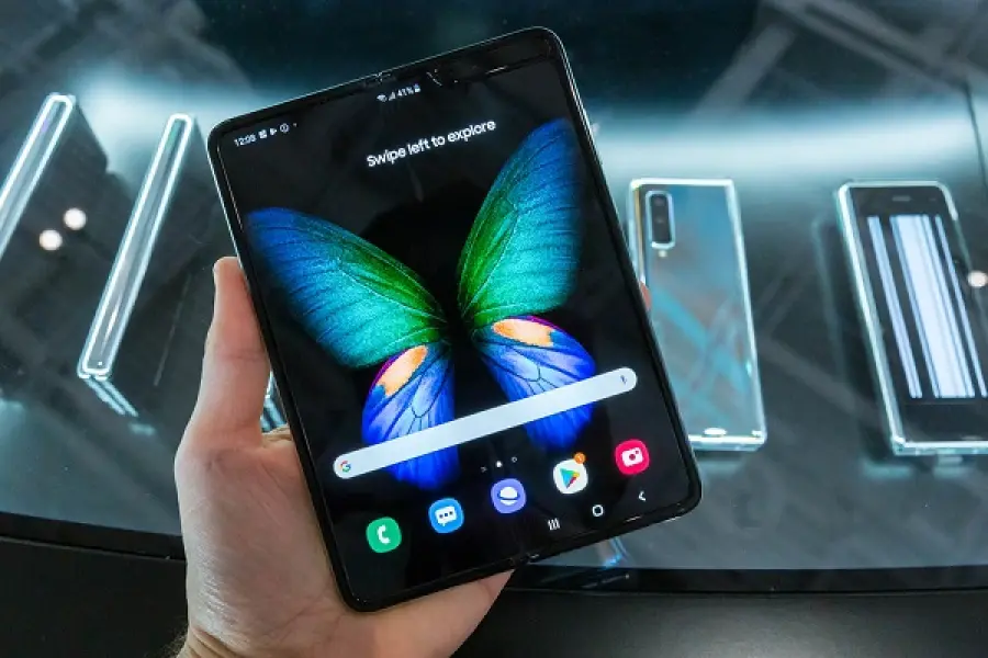 Samsung Galaxy Fold 2 arriverà ad agosto?
