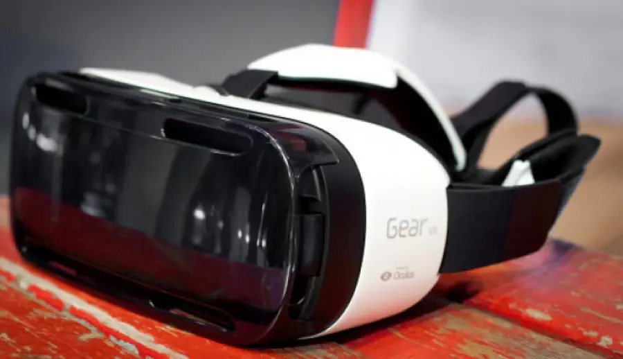 Samsung Gear VR in vendita dal 1 dicembre?