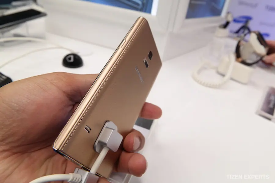 Samsung Tizen color oro in arrivo?