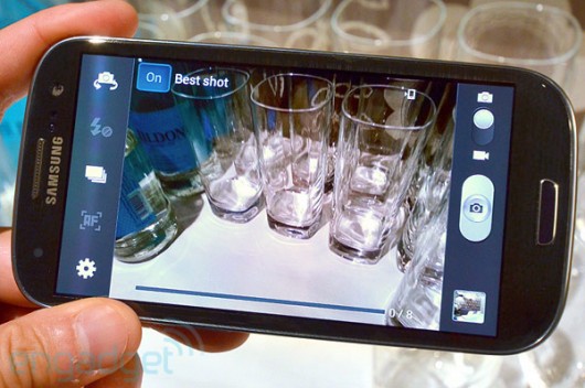 Samsung Galaxy S3 e iPhone 4S: scontro sulla fotocamera Samsung Galaxy S3
