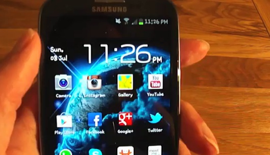Samsung Galaxy S3 contro iPhone 4S Samsung Galaxy S3 contro iPhone 4S
