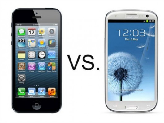 Samsung Galaxy S3 iPhone 5 confronto display Samsung Galaxy S3 iPhone 5 confronto display